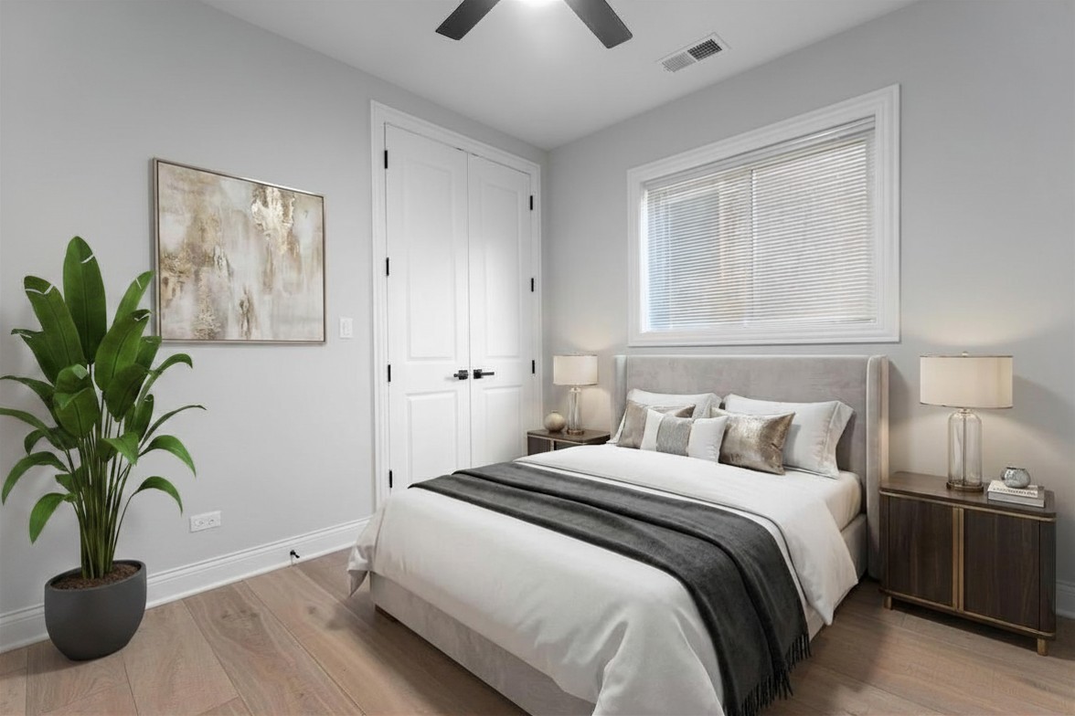 4817 S Wabash Avenue Unit: 2