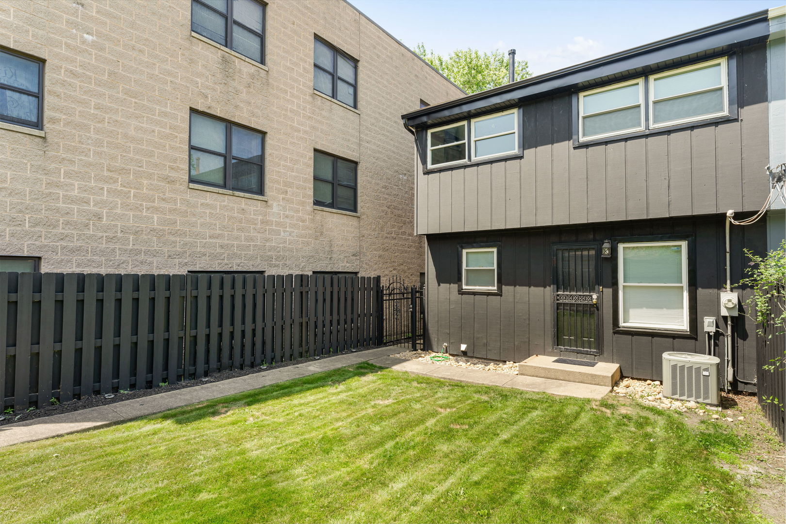 6523 S Ellis Avenue Unit: 6523