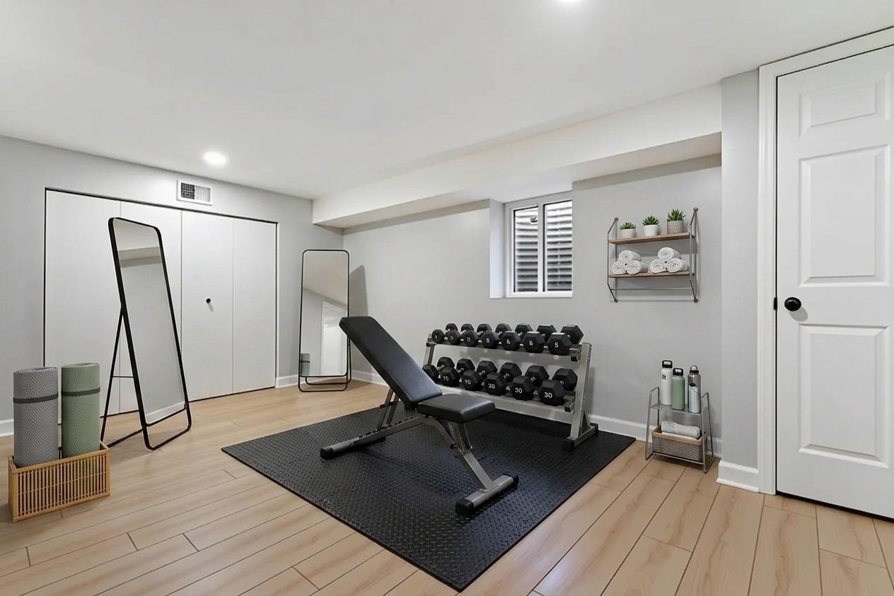 6523 S Ellis Avenue Unit: 6523