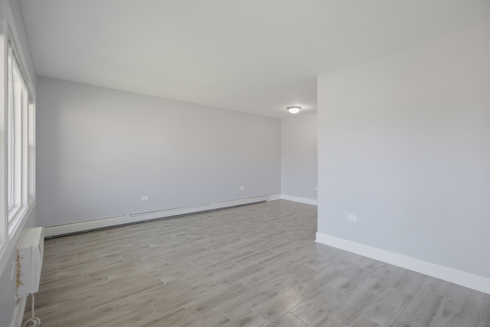 2537 E 83rd Street Unit: 1