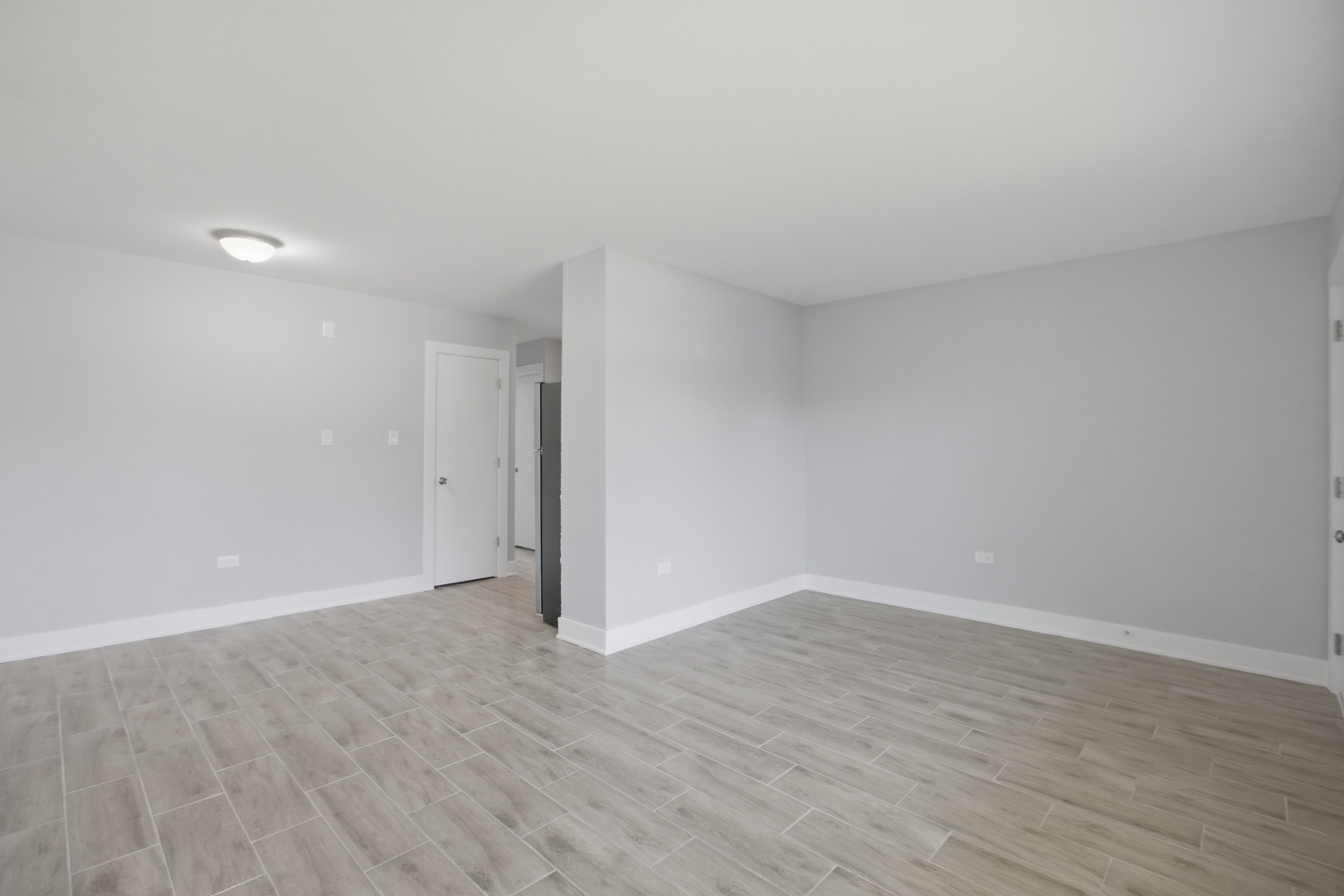 2537 E 83rd Street Unit: 1