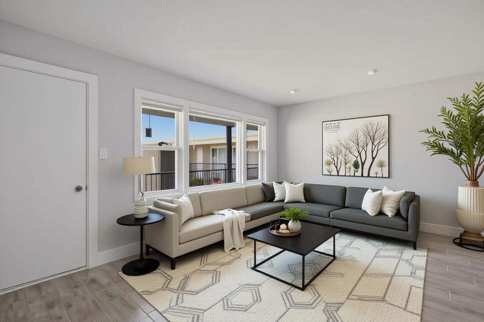 2537 E 83rd Street Unit: 207