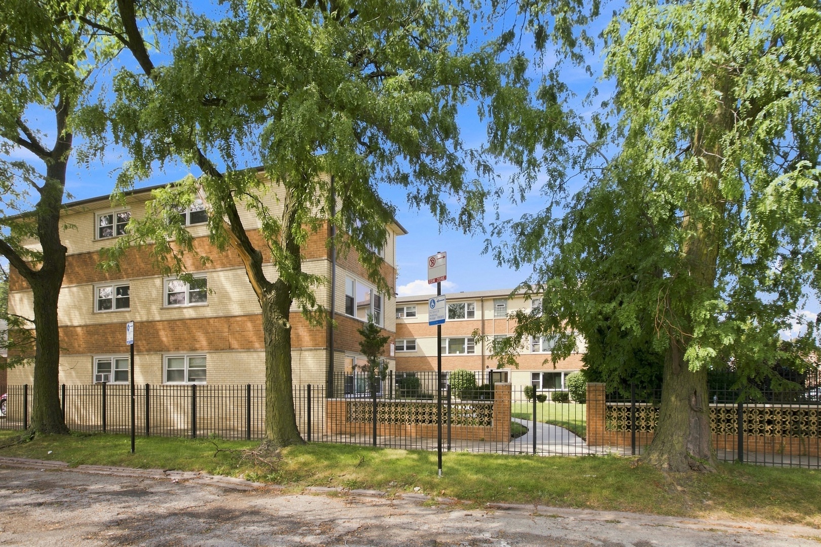 7900 S Merrill Avenue Unit: 2A