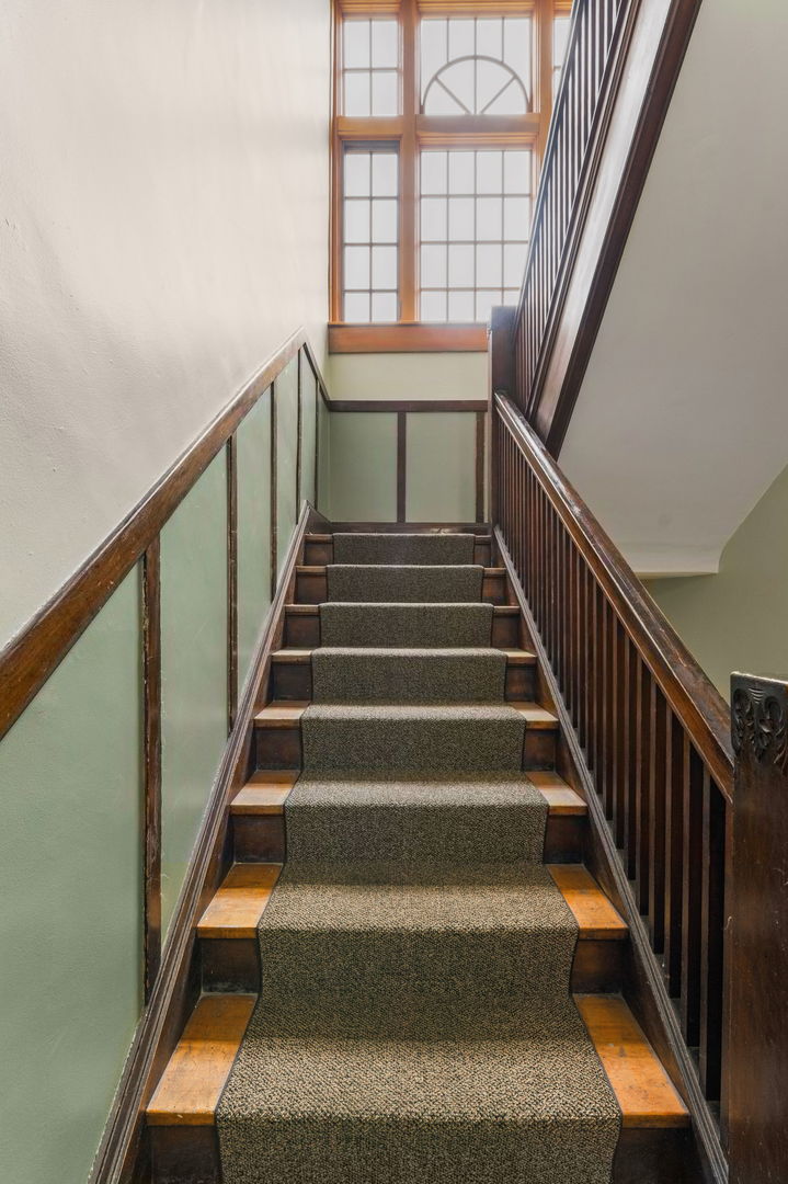 6102 S Kimbark Avenue Unit: 2W