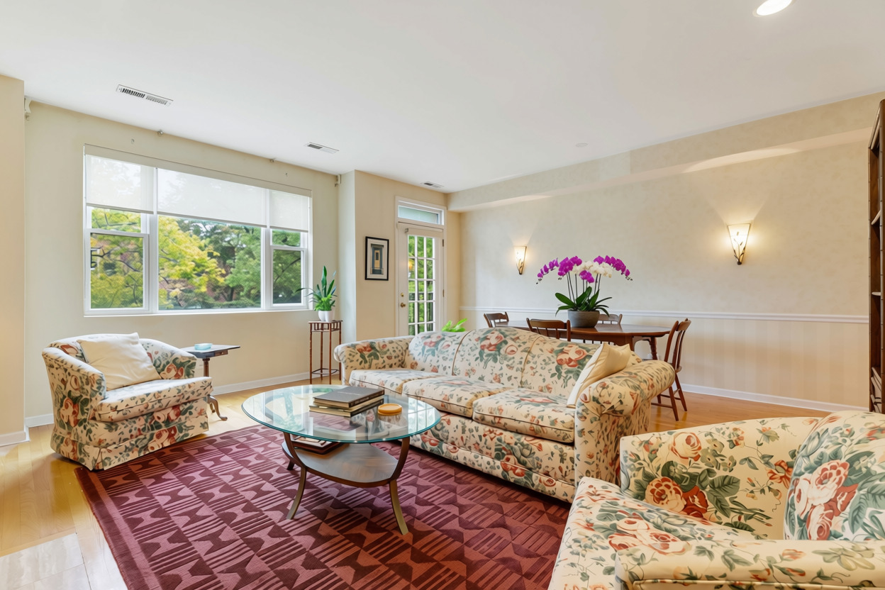 4710 S Ellis Avenue Unit: 3N
