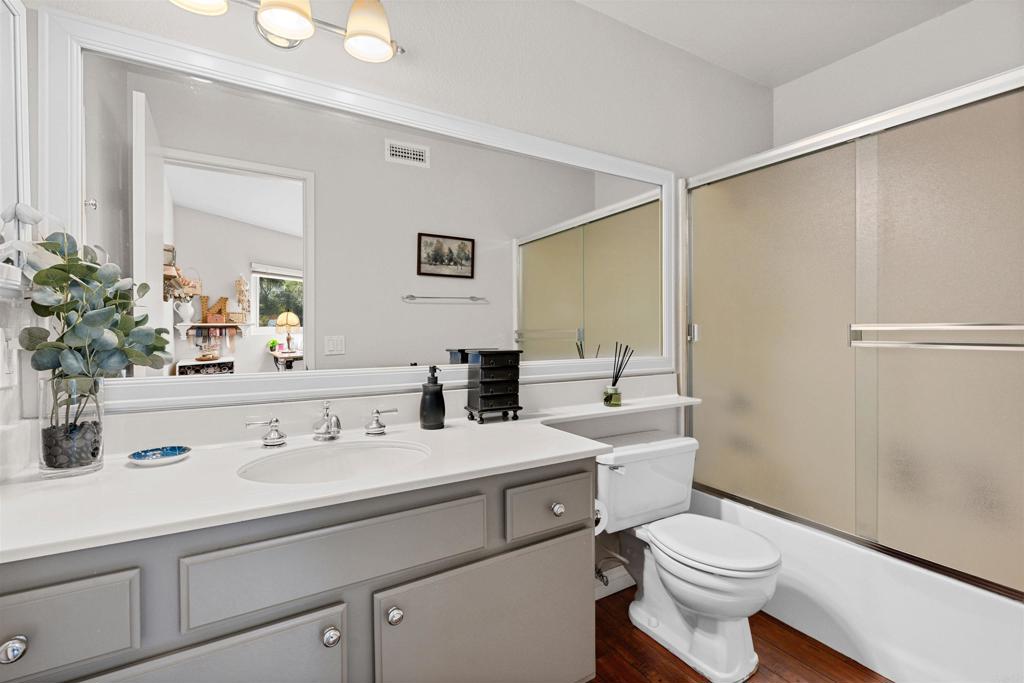 24641 Camden Court Court