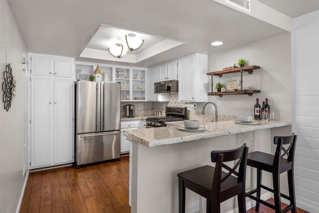 24641 Camden Court Court