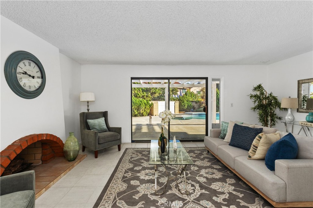 2210 E. Oshkosh Circle