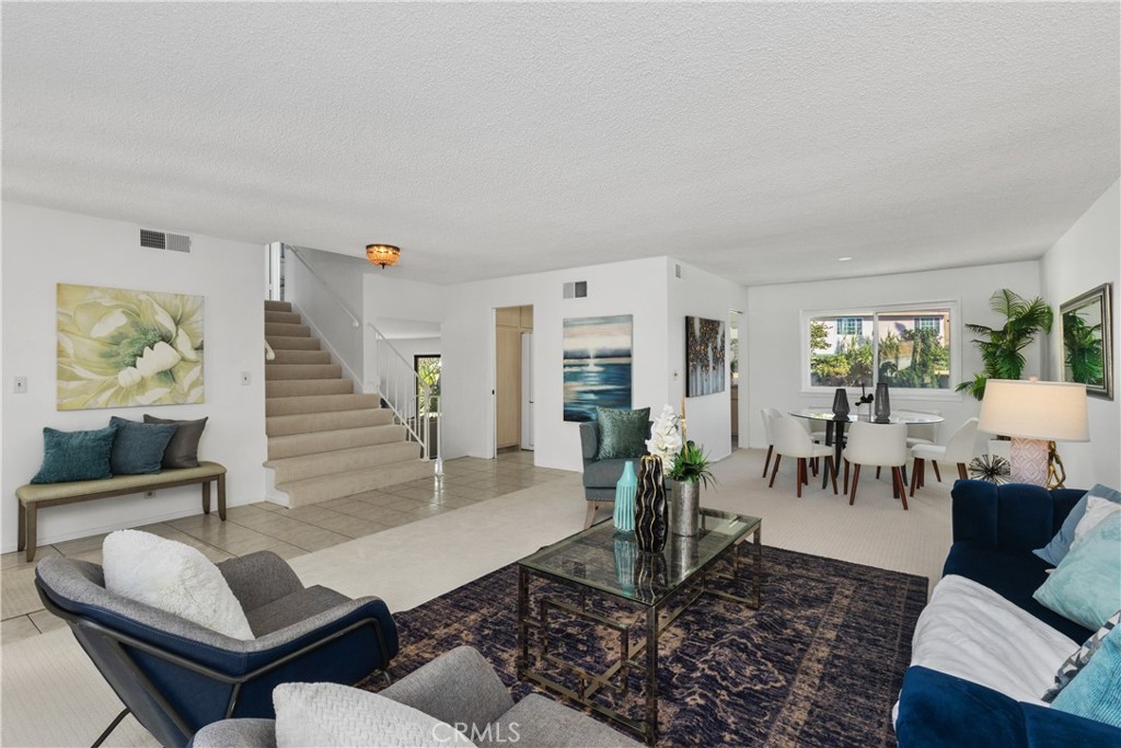 2210 E. Oshkosh Circle