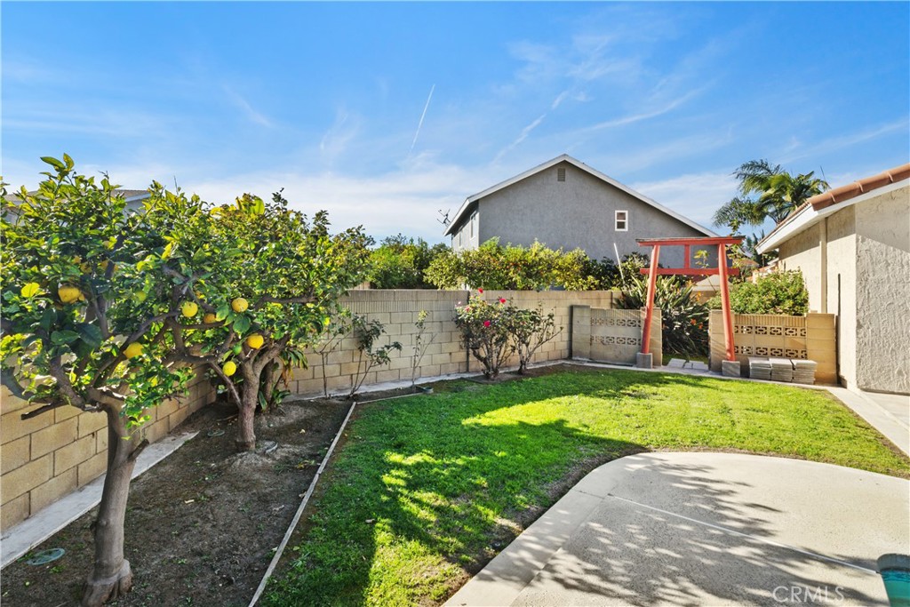 2210 E. Oshkosh Circle