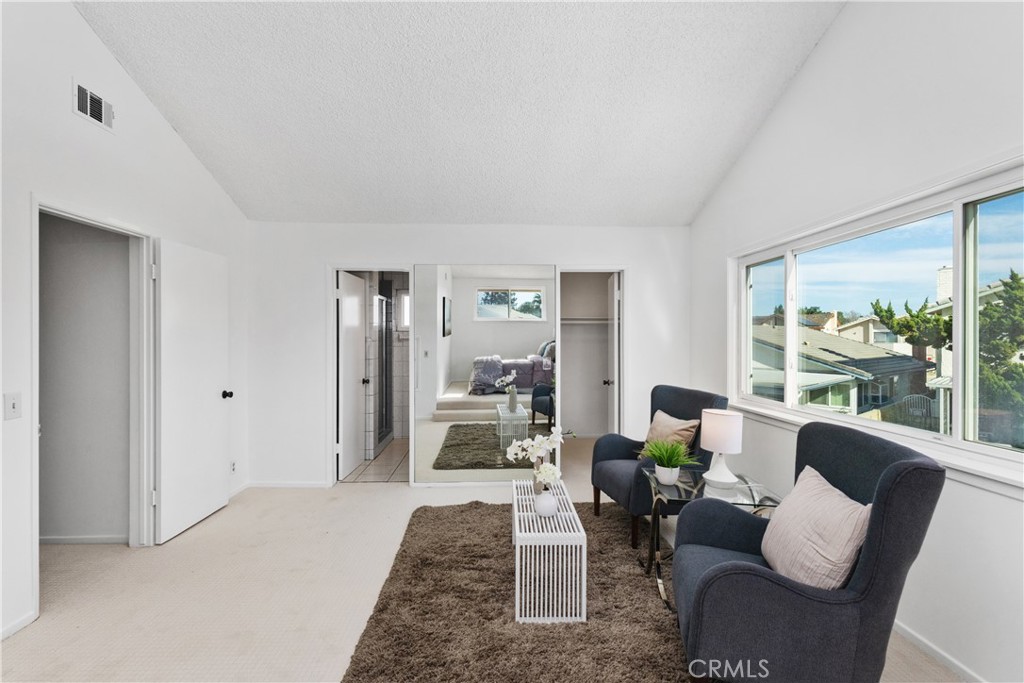 2210 E. Oshkosh Circle