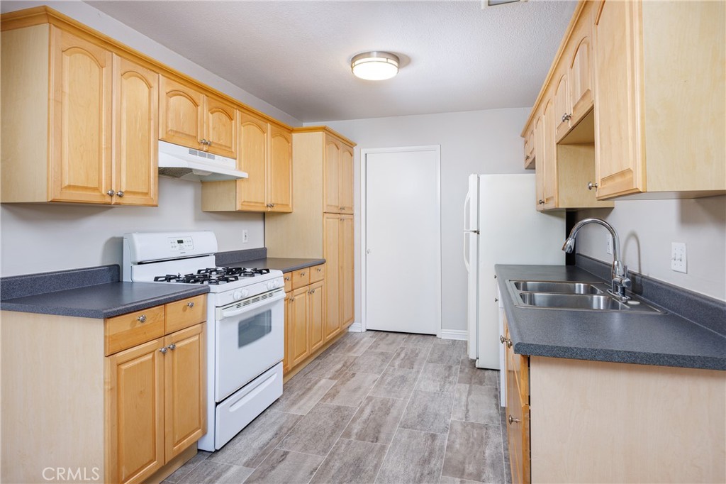 4216 La Casita Way Unit: 3