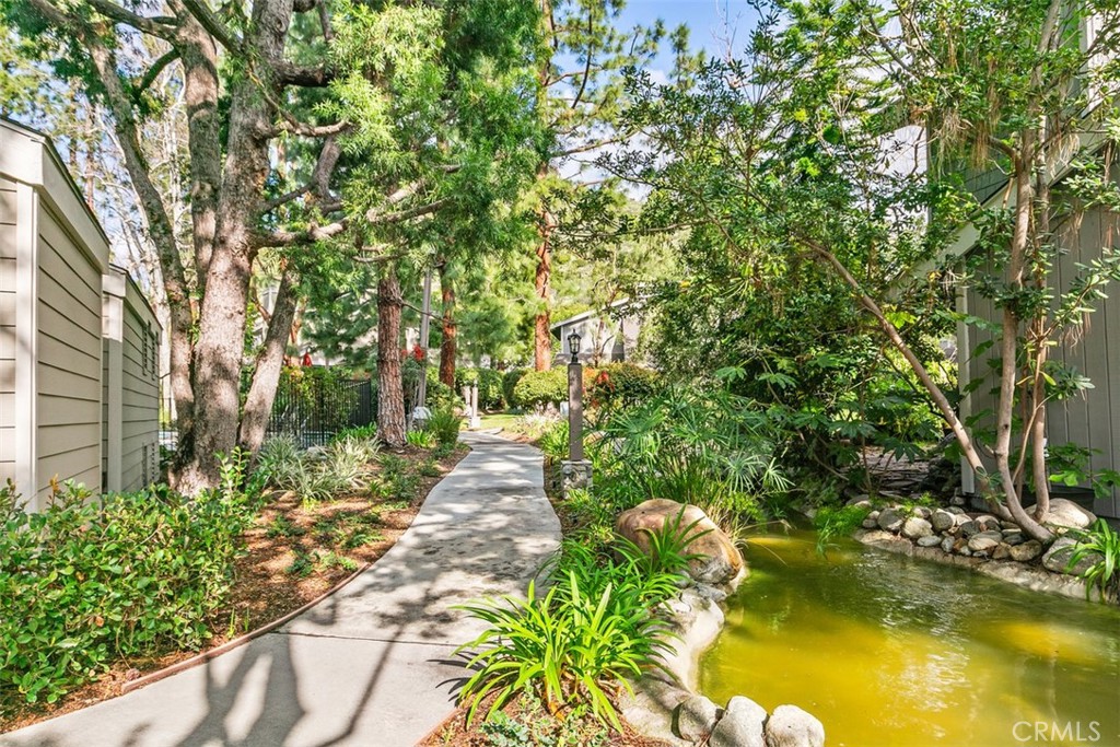 150 S Stonebrook Drive 2