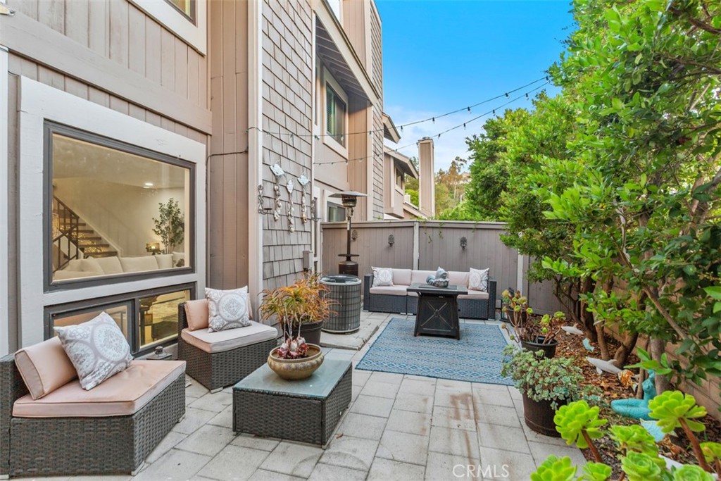 150 S Stonebrook Drive 2