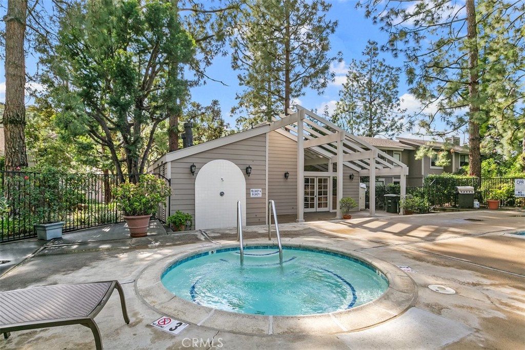 150 S Stonebrook Drive 2