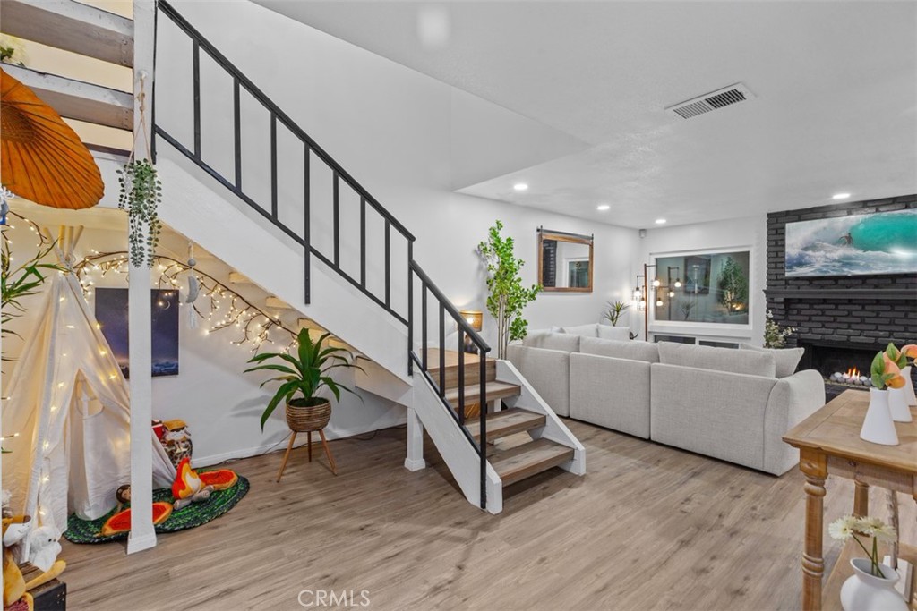 150 S Stonebrook Drive 2