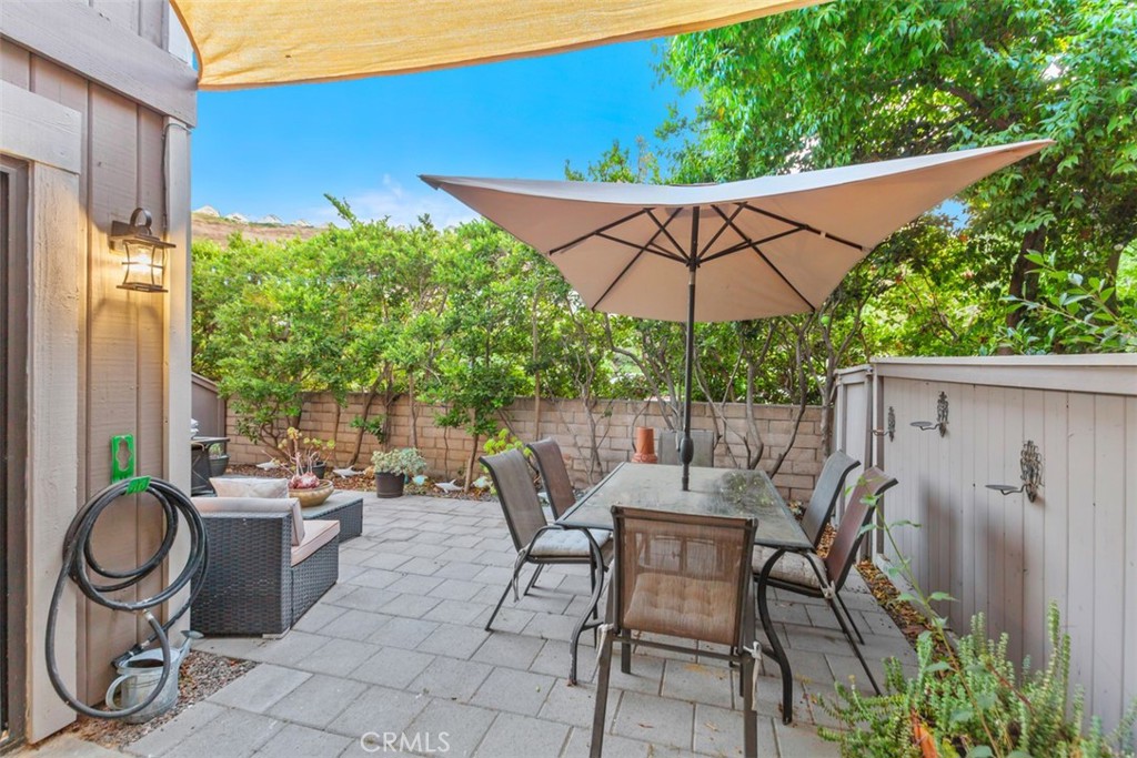 150 S Stonebrook Drive 2