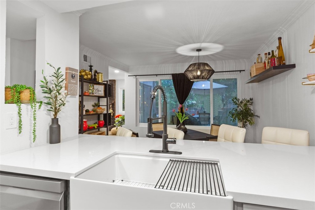 150 S Stonebrook Drive 2