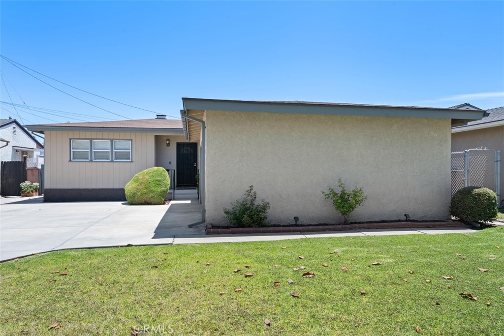 18028 Falda Avenue