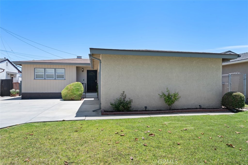 18028 Falda Avenue