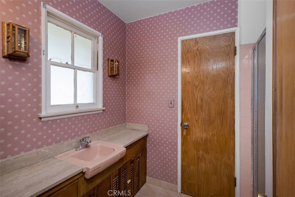 1913 S Norma Lane