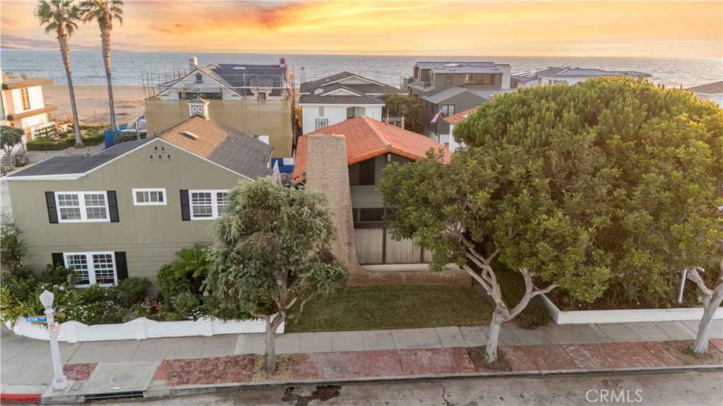 1589 E Ocean Boulevard