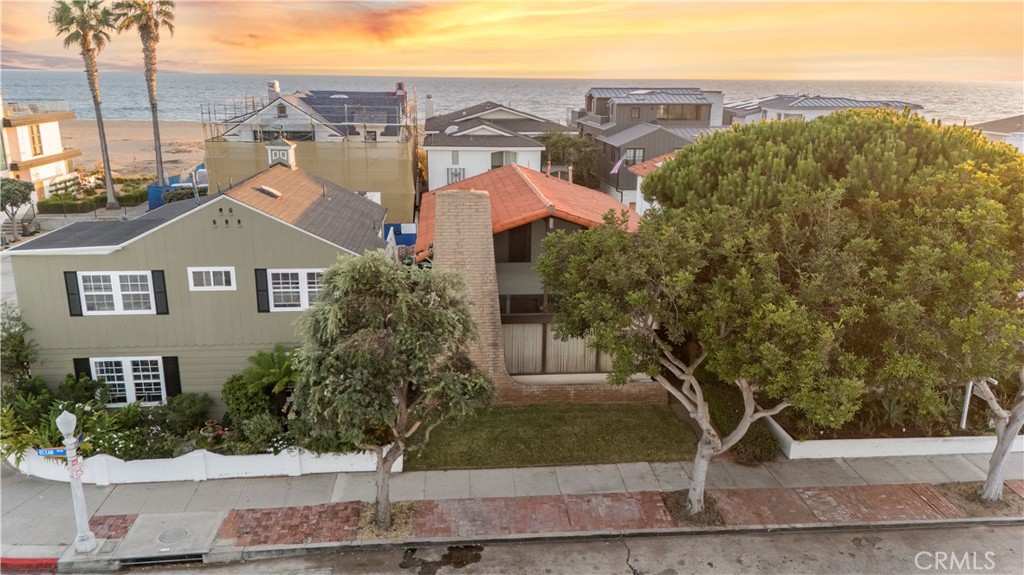 1589 E Ocean Boulevard