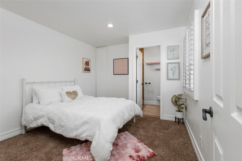 1741 Tustin Avenue 17c