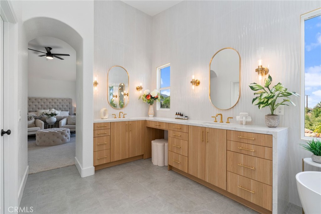 3988 Shady Ridge