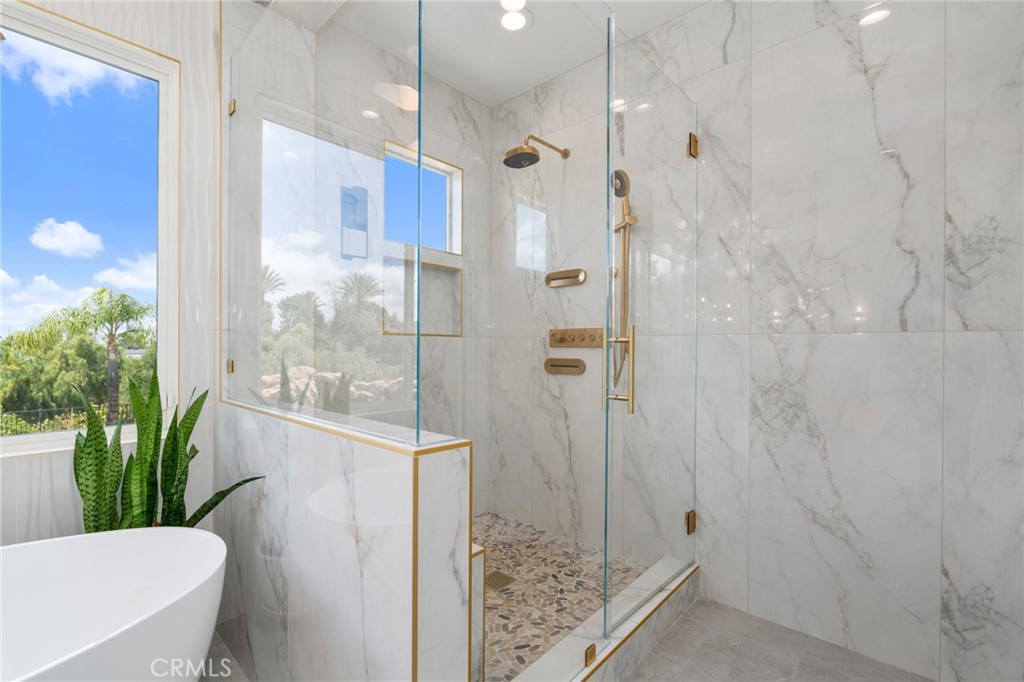 3988 Shady Ridge