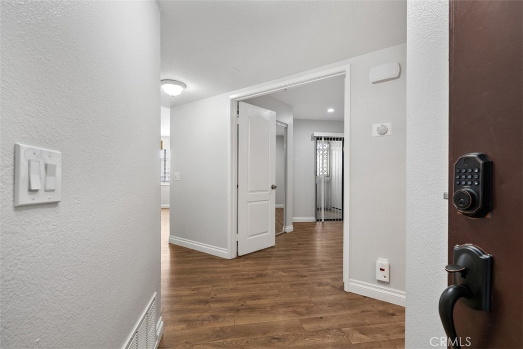 28081 Montecito 7