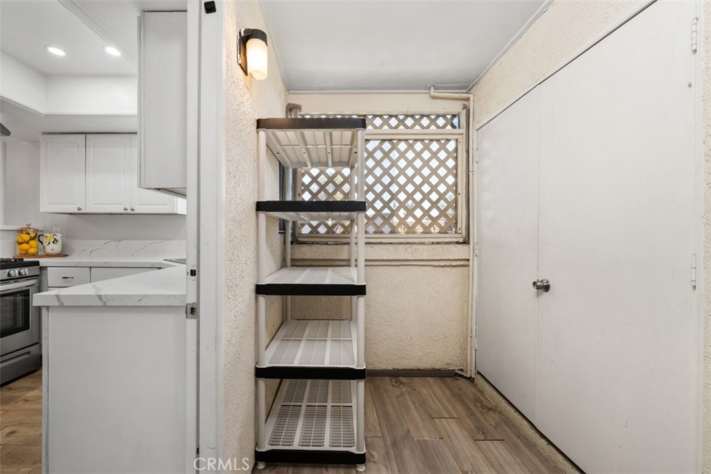 28081 Montecito 7