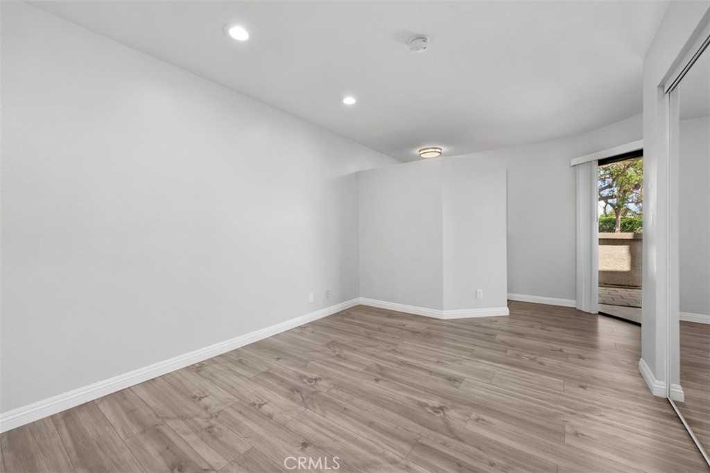 28081 Montecito 7