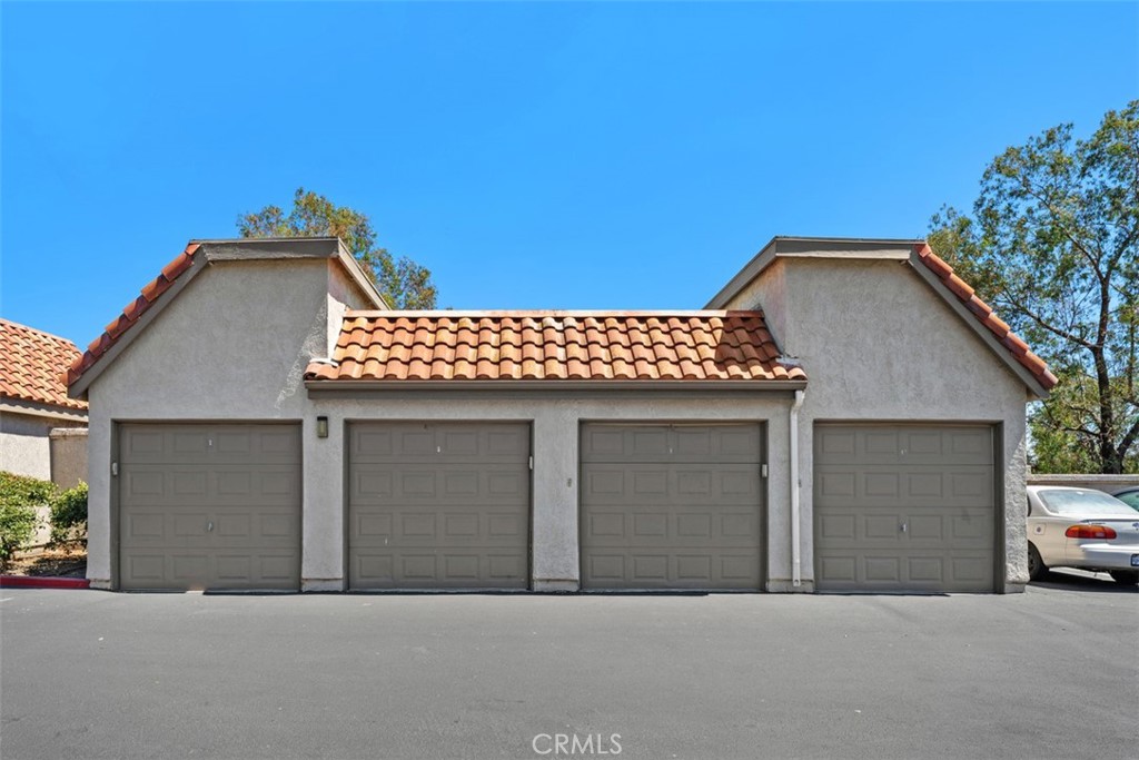 28081 Montecito 7