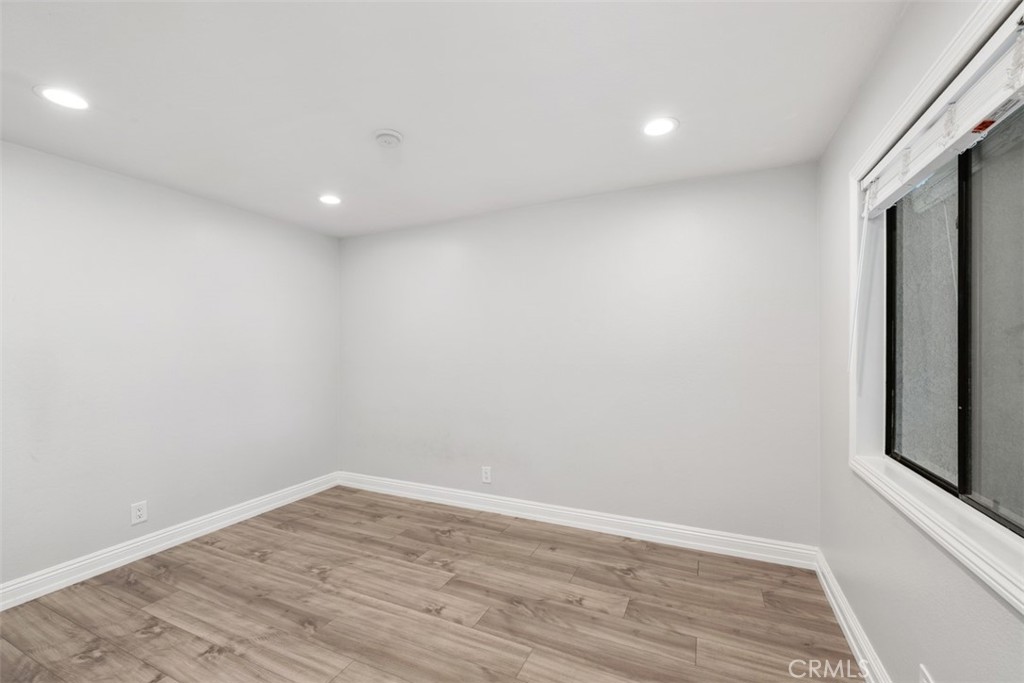 28081 Montecito 7