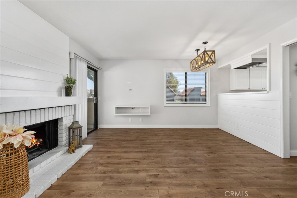 28081 Montecito 7