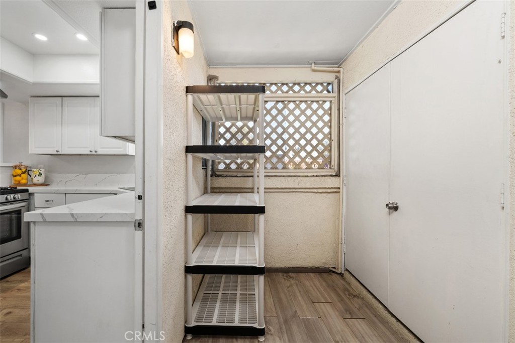 28081 Montecito 7