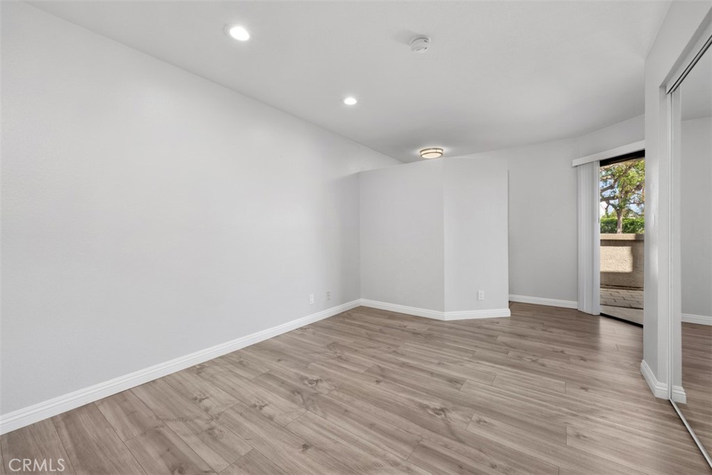 28081 Montecito 7