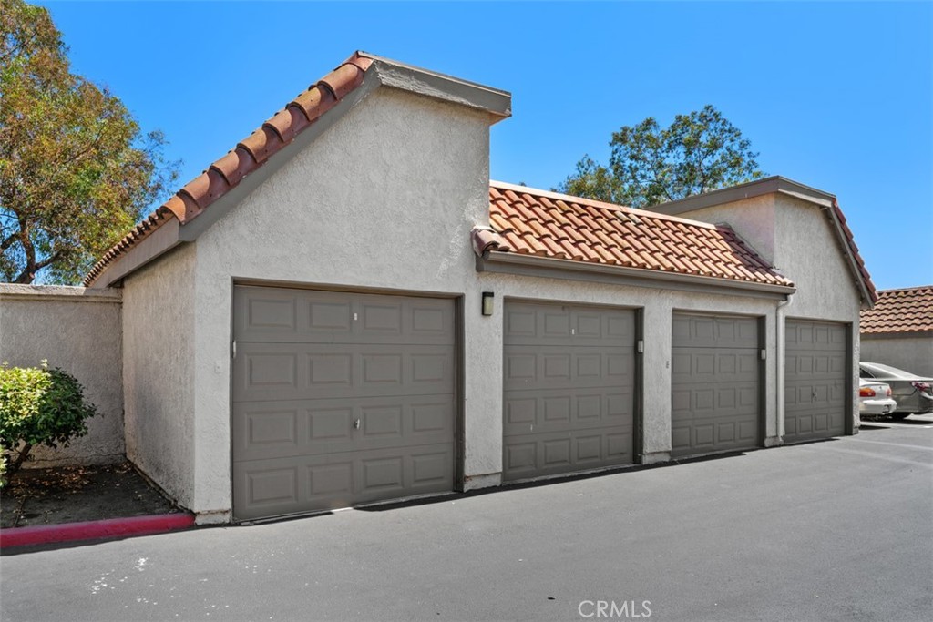 28081 Montecito 7