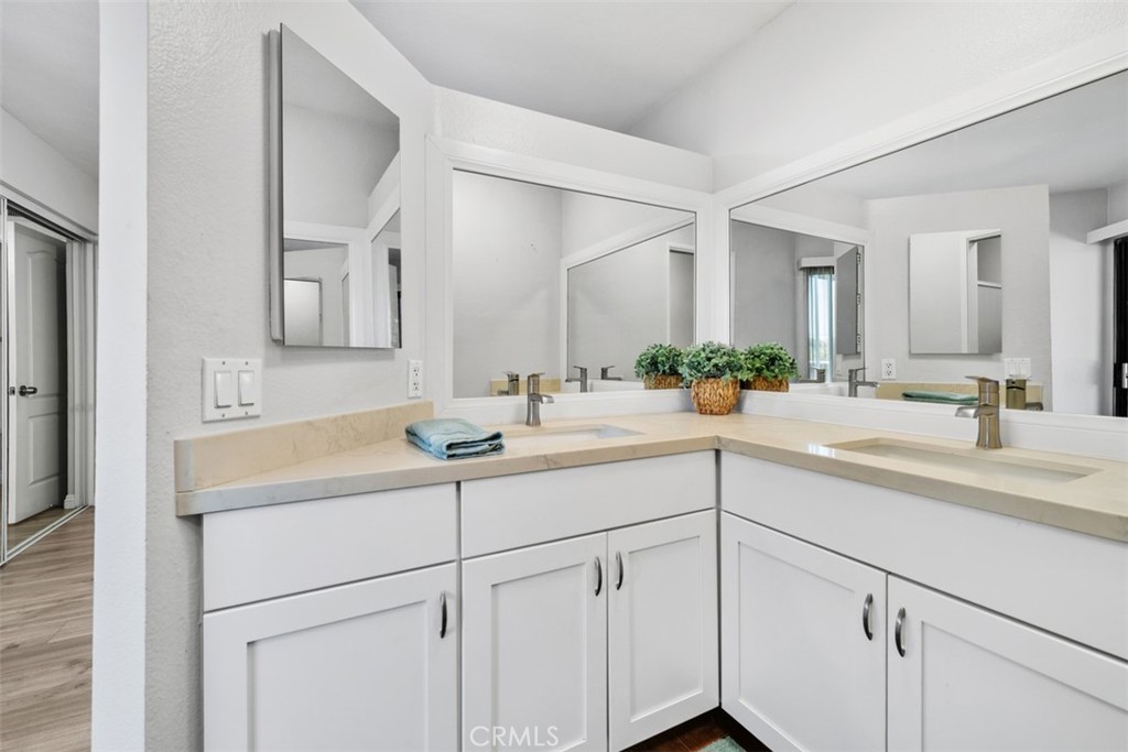 28081 Montecito 7