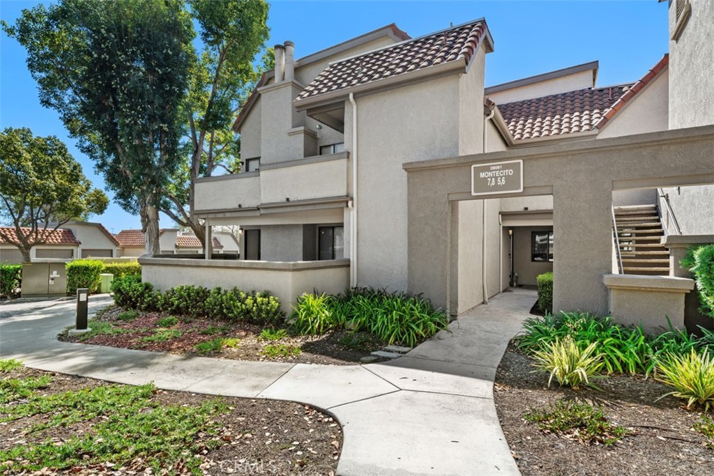 28081 Montecito 7