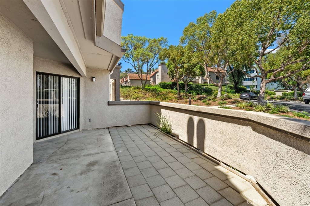28081 Montecito 7
