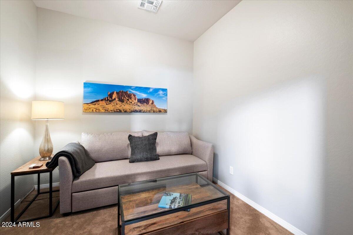 7445 E EAGLE CREST Drive Unit: 1142
