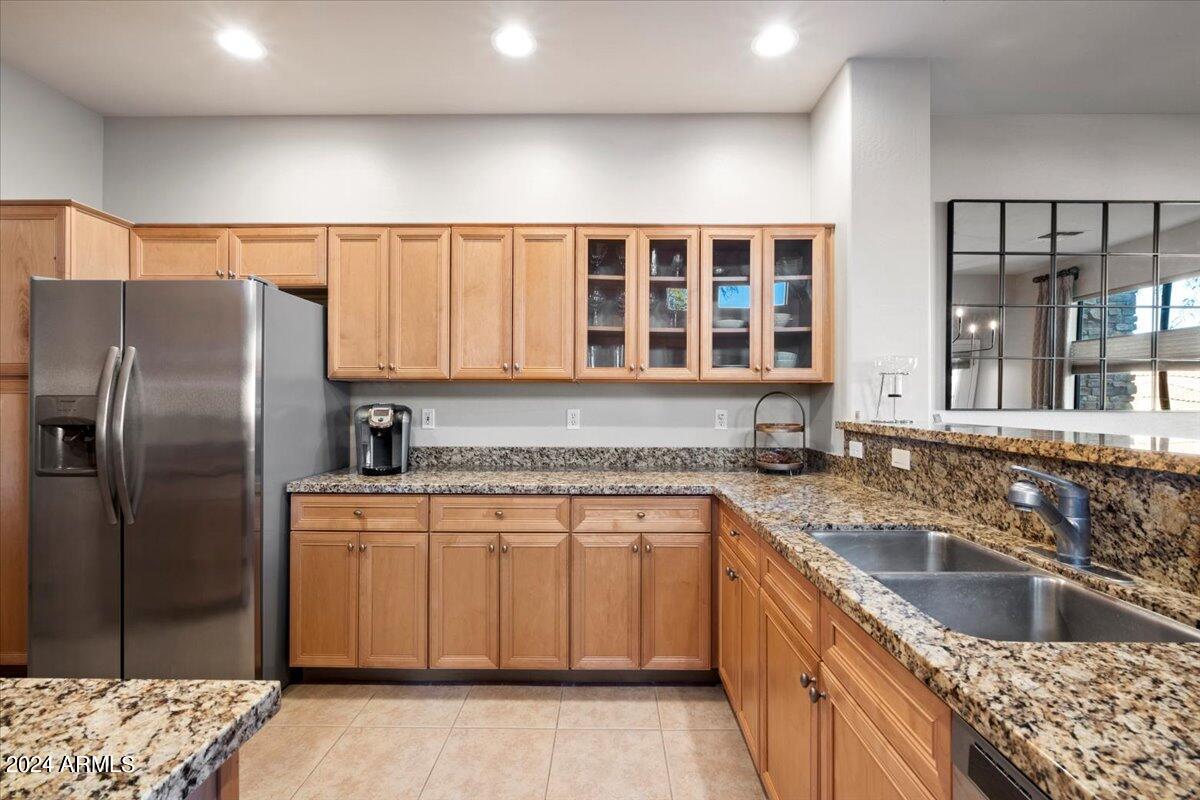 7445 E EAGLE CREST Drive Unit: 1142