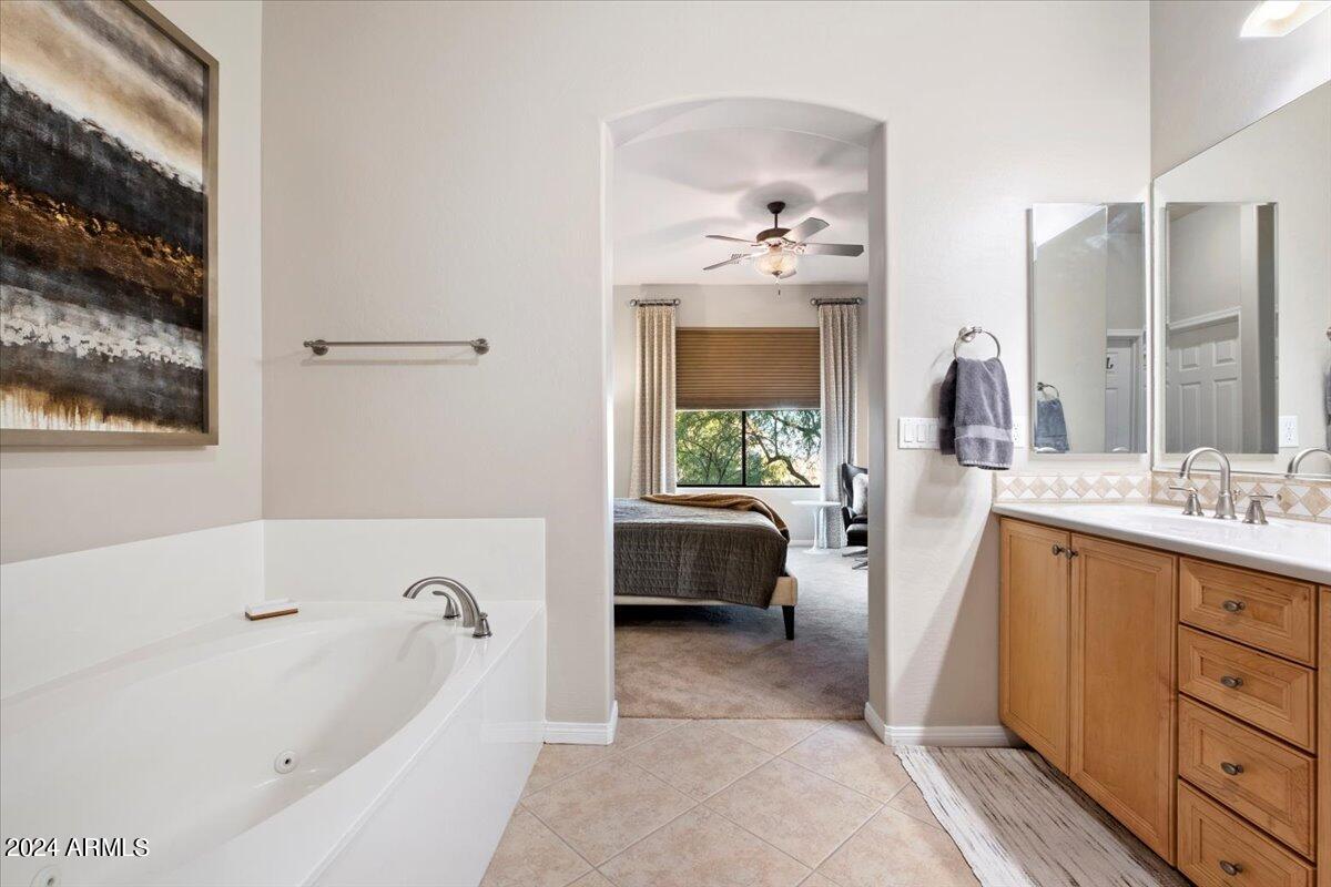 7445 E EAGLE CREST Drive Unit: 1142