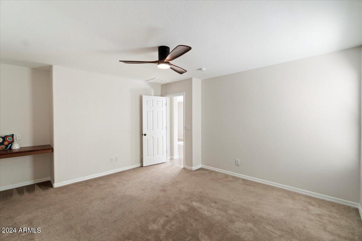 959 W DESERT MOUNTAIN Drive