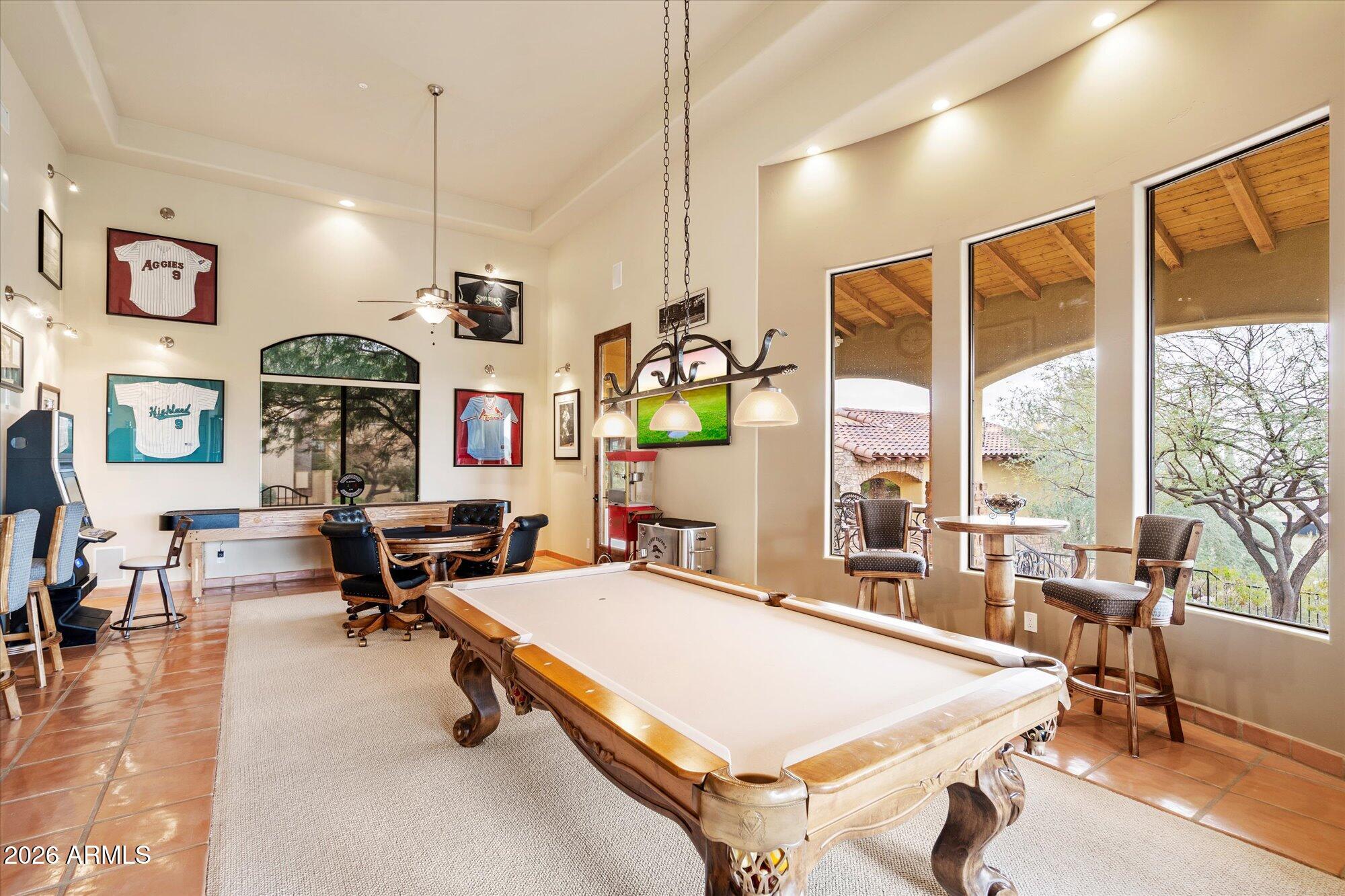 8407 E VIEW CREST Circle