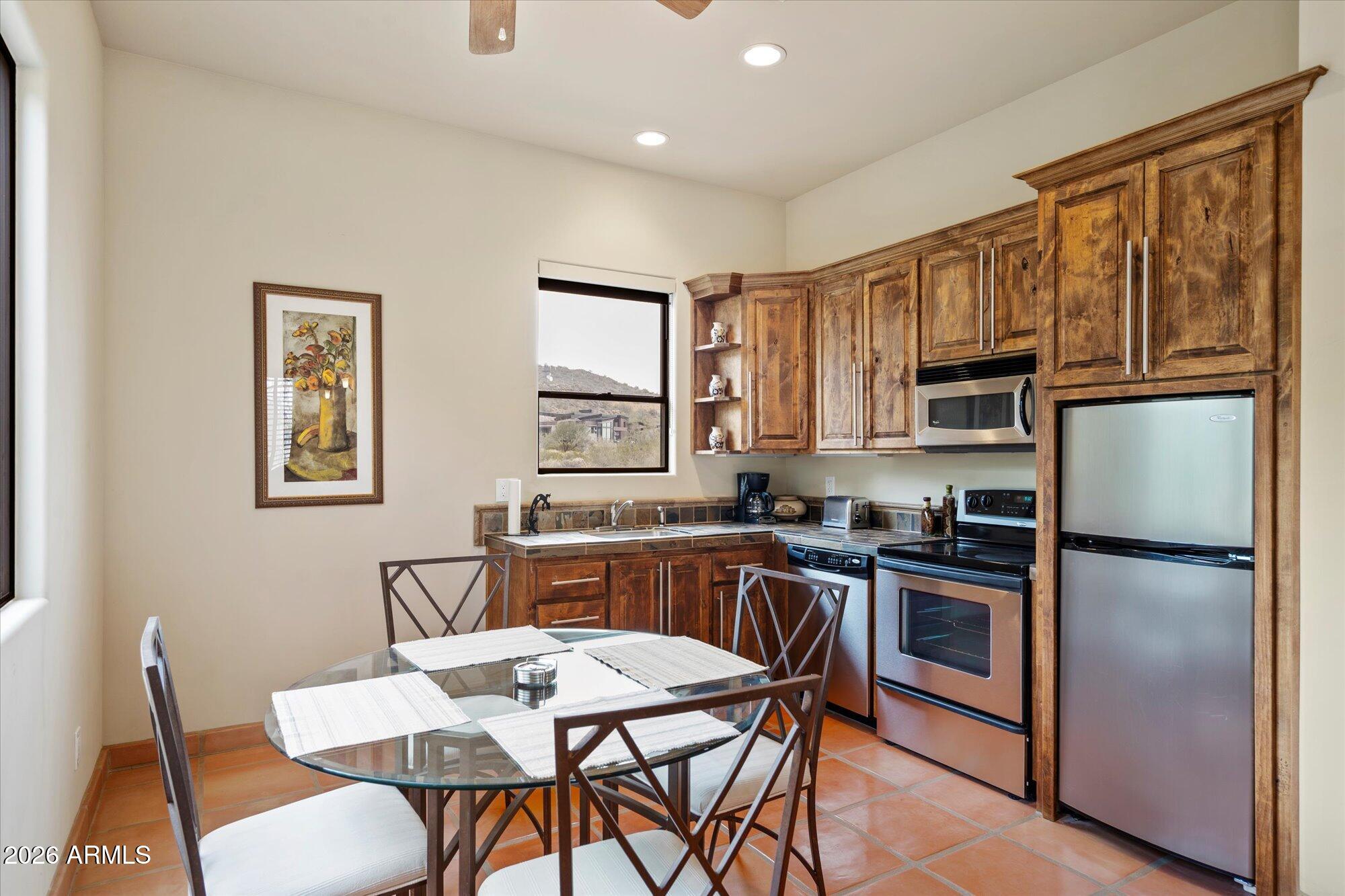 8407 E VIEW CREST Circle