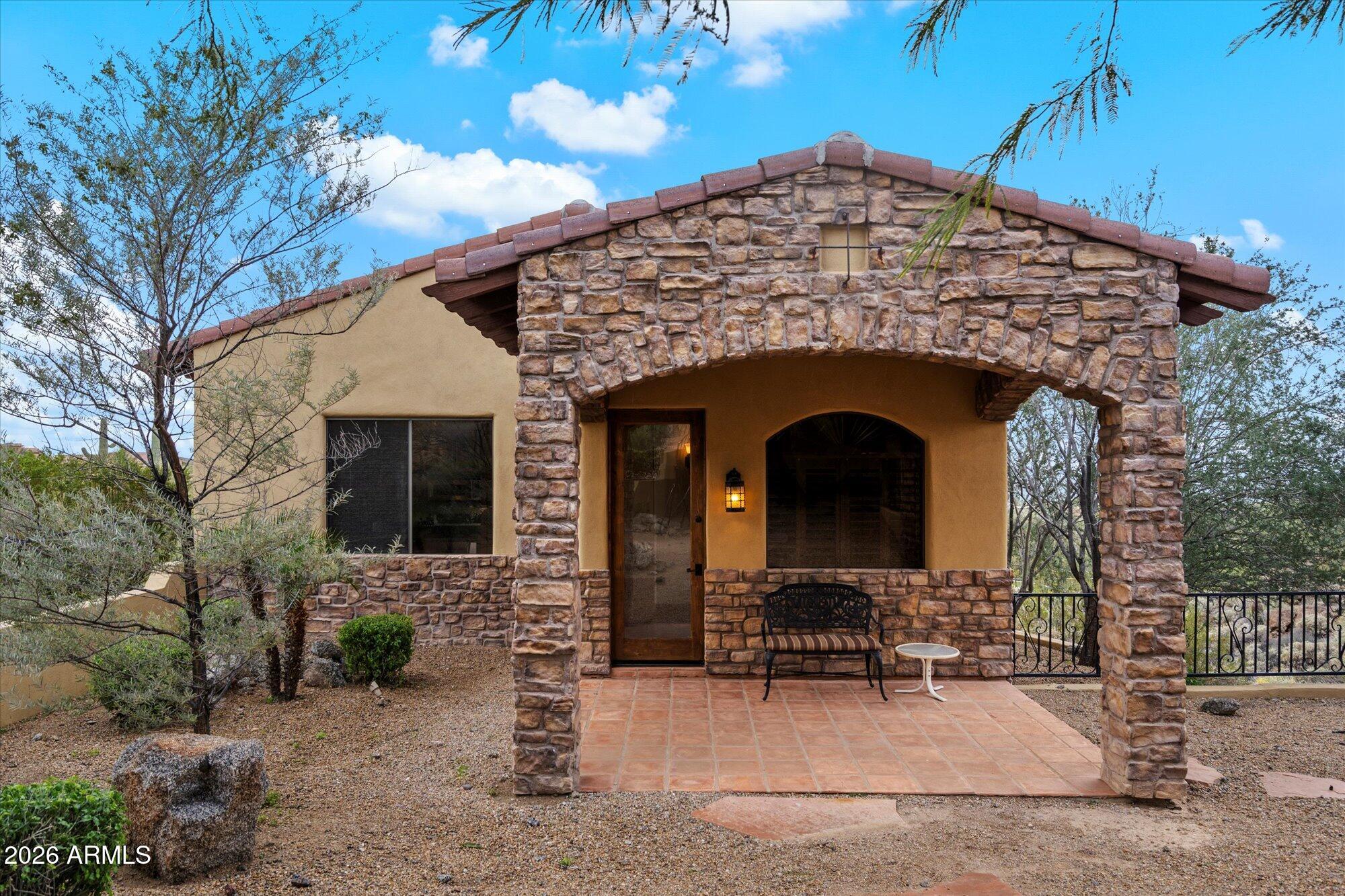 8407 E VIEW CREST Circle