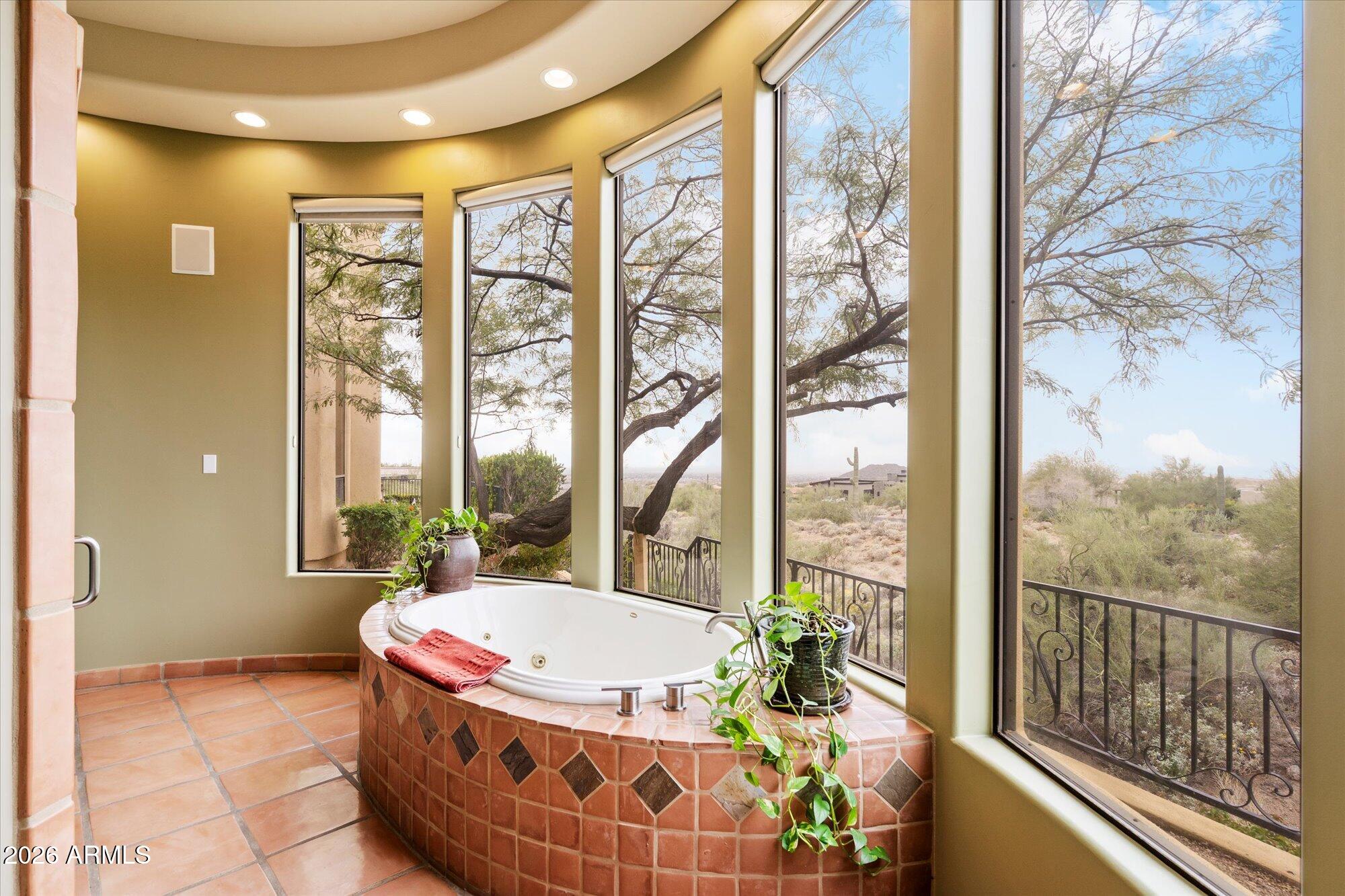 8407 E VIEW CREST Circle